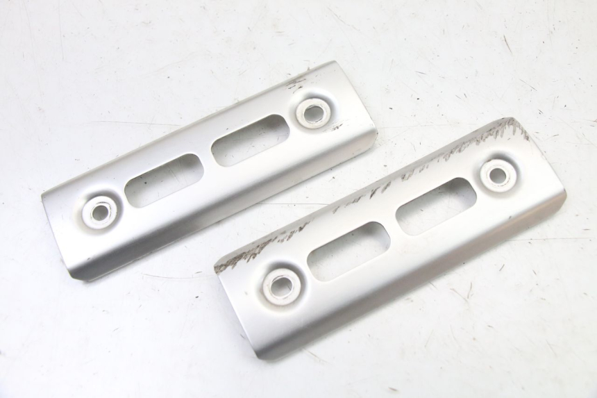 photo de KÜHLER VERKLEIDUNG YAMAHA FZS FAZER 600 (2001 - 2003) - Alternative Perspektive