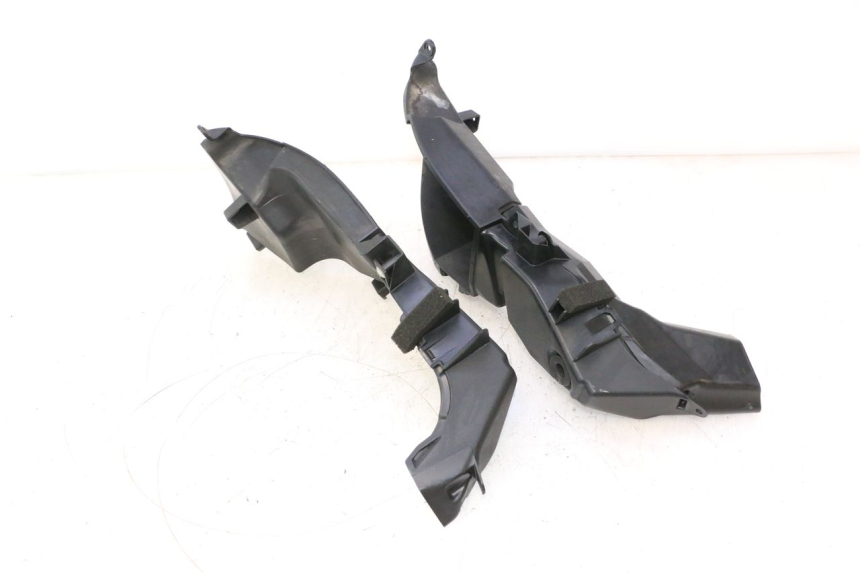photo de KÜHLER VERKLEIDUNG YAMAHA YZF R6 600 (2008 - 2009) - Alternative Perspektive