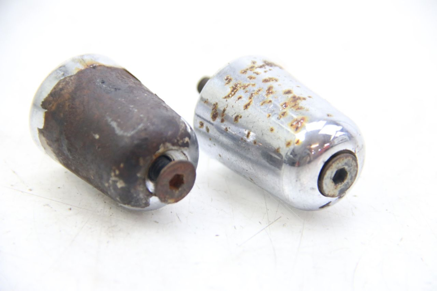 photo de LENKERENDKAPPE APRILIA ATLANTIC 500 (2002 - 2003) - Detailansicht des Bauteils