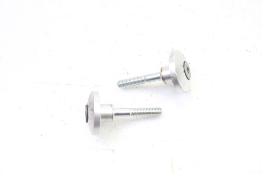 photo de LENKERENDEN SUZUKI GS GSE 500 (2001 - 2003) - Zoom auf Gebrauchszustand