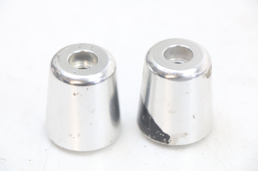 photo de LENKERENDEN SUZUKI GSR 750 (2011 - 2017) - Hauptansicht