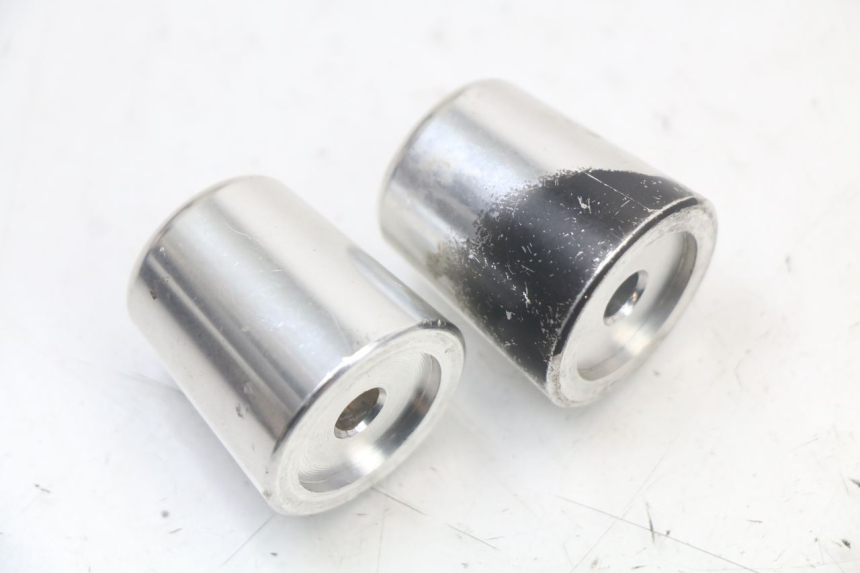 photo de LENKERENDEN SUZUKI GSR 750 (2011 - 2017) - Alternative Perspektive