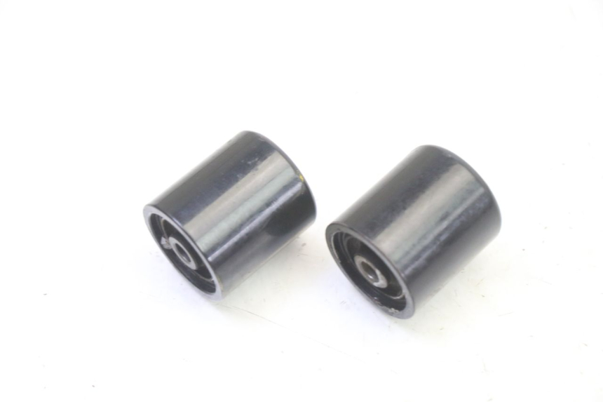 photo de LENKERENDEN SUZUKI GSR 750 (2011 - 2017) - Zoom auf Gebrauchszustand