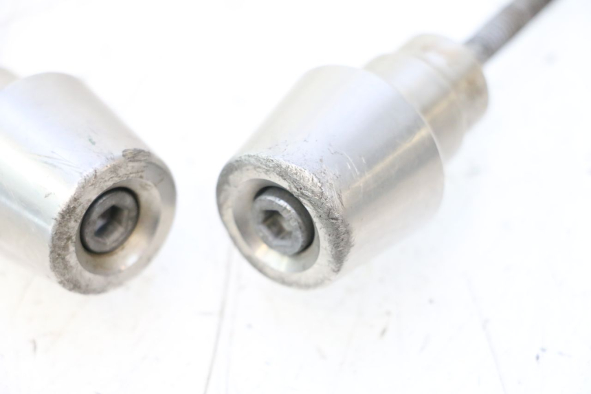 photo de LENKERENDSTüCK PEUGEOT SATELIS 125 (2006 - 2009) - Details der Befestigungspunkte