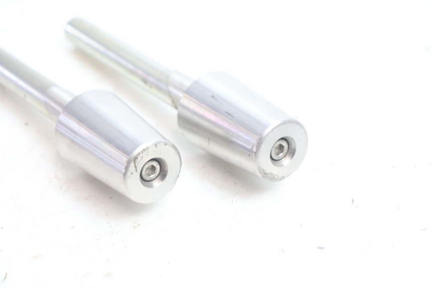 photo de LENKERENDSTüCK PEUGEOT SATELIS 125 (2006 - 2009) - Details der Befestigungspunkte