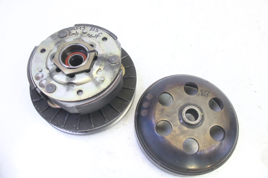 photo de KUPPLUNG QUADRO 4 4D 350 (2015 - 2018) - Details der Befestigungspunkte