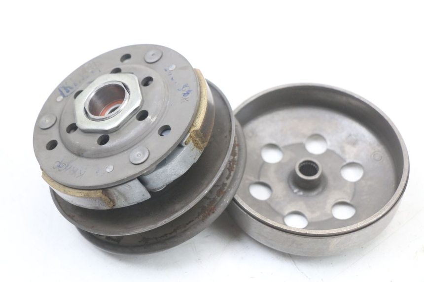 photo de KUPPLUNG KYMCO AGILITY 4T 50 (2005 - 2018) - Detailansicht des Bauteils