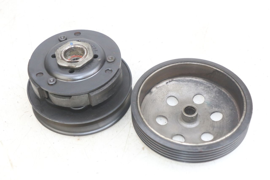 photo de KUPPLUNG KYMCO AGILITY NAKED RENOUVO 2T 50 (2011 - 2018) - Alternative Perspektive