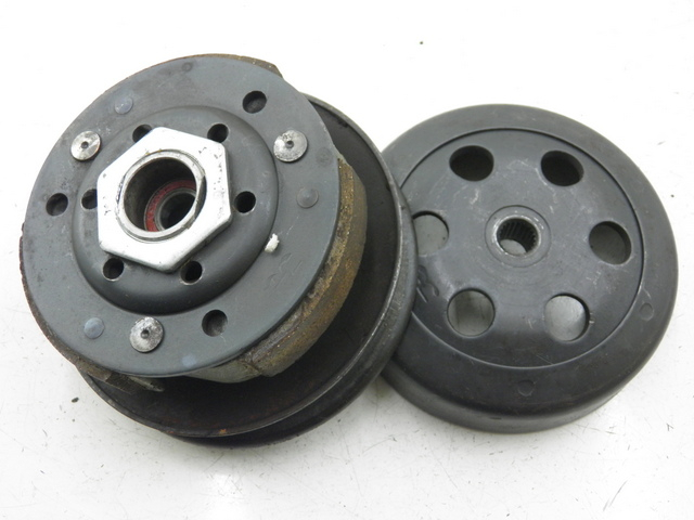 photo de KUPPLUNG BHM REVENGER 50 (2009 - 2015) - Details der Befestigungspunkte