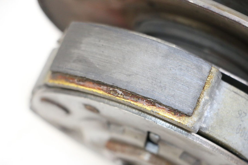 photo de KUPPLUNG BMW C1 125 (2000 - 2003) - Details der Befestigungspunkte