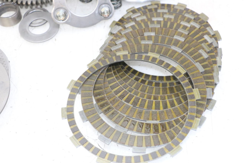 photo de KUPPLUNG HONDA CB R 1000 (2018 - 2023) - Detailansicht des Bauteils