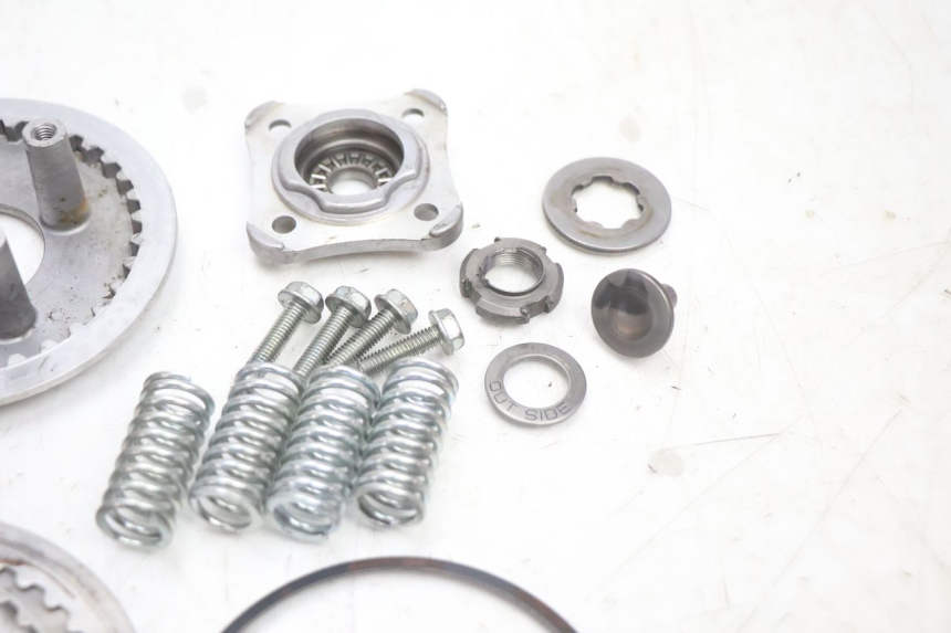 photo de KUPPLUNG HONDA CB TWO FIFTY 250 (1991 - 2002) - Details der Befestigungspunkte