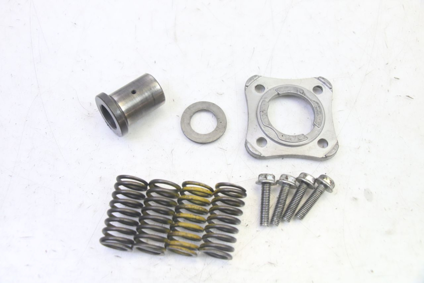 photo de KUPPLUNG HONDA CBF 125 (2009 - 2015) - Kennzeichnungen und Originalreferenzen