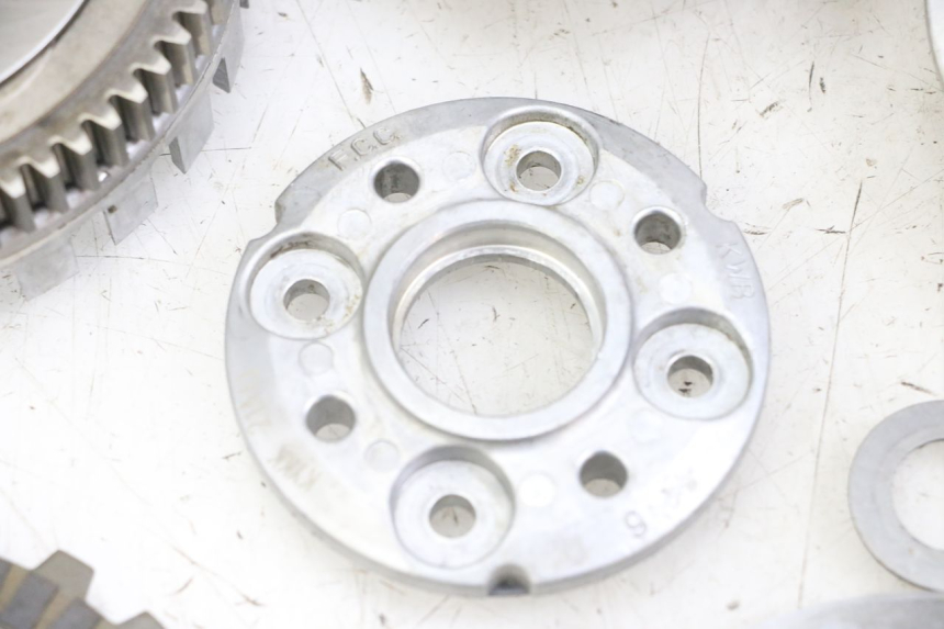 photo de KUPPLUNG HONDA CRF-F CRF F 110 (2019 - 2022) - Fokus auf die Struktur