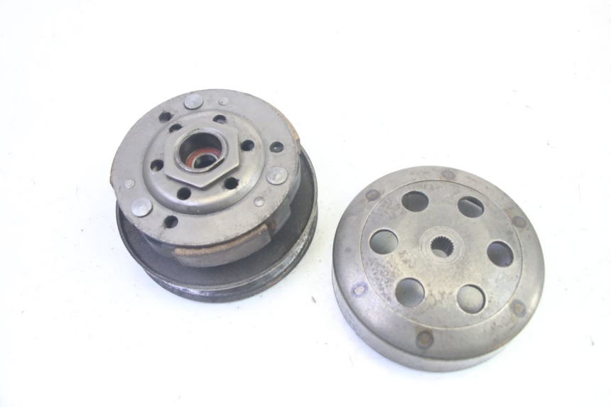 photo de KUPPLUNG LONGJIA DIGITA 4T 50 (2019 - 2022) - Alternative Perspektive