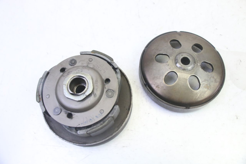 photo de KUPPLUNG KYMCO DINK STREET 125 (2009 - 2014) - Technische Nahaufnahme