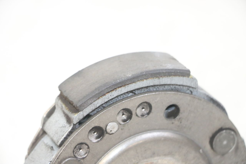 photo de KUPPLUNG PEUGEOT ELYSTAR 125 (2002 - 2007) - Detailansicht des Bauteils