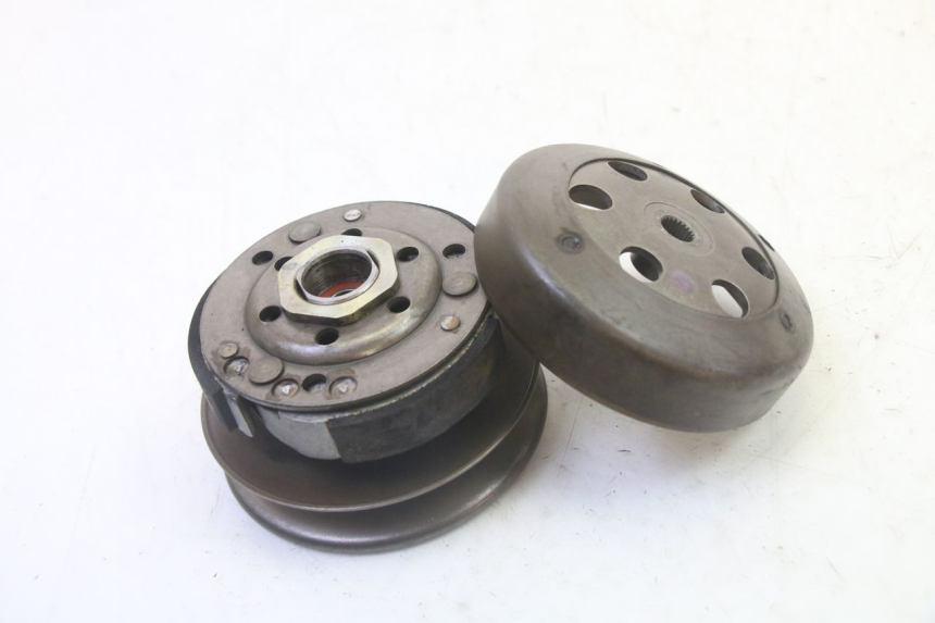 photo de KUPPLUNG PEUGEOT ELYSTAR 50 (2002 - 2014) - Hauptansicht