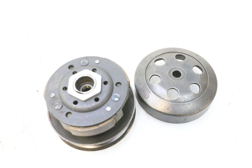 photo de KUPPLUNG JM MOTORS F45i 4T 50 (2020 - 2023) - Zoom auf Gebrauchszustand