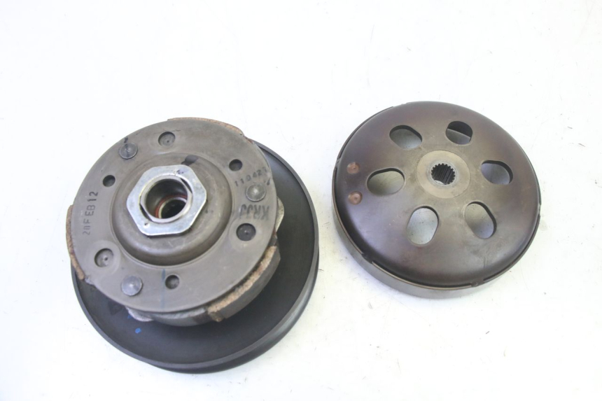 photo de KUPPLUNG HONDA FES S-WING SWING ABS 125 (2007 - 2015) - Technische Nahaufnahme