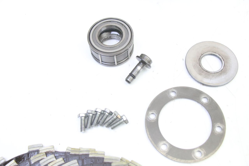 photo de KUPPLUNG YAMAHA FJ 36Y 1100 (1984 - 1985) - Charakteristische Merkmale