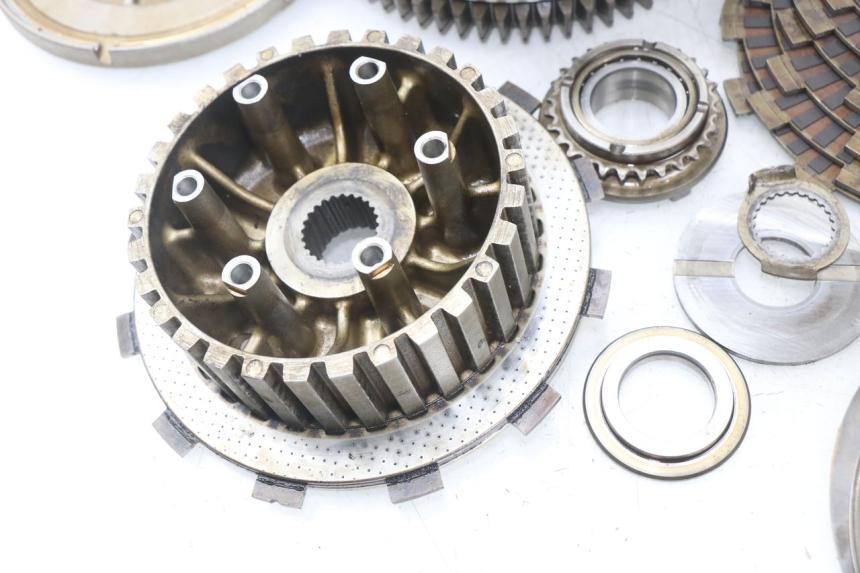 photo de KUPPLUNG YAMAHA FJR ABS 1300 (2006 - 2012) - Oberflächenzustand und Material