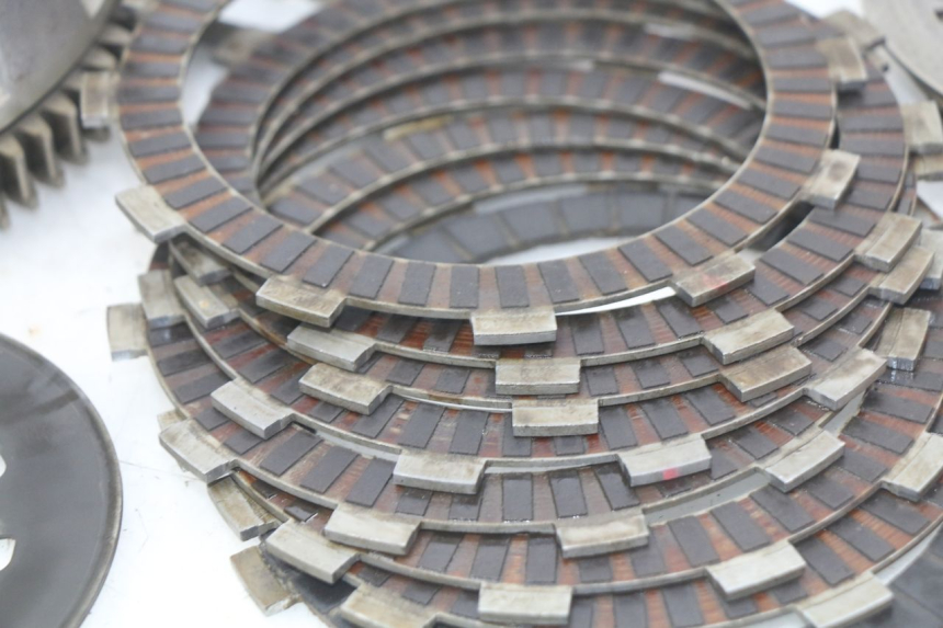 photo de KUPPLUNG YAMAHA FJR ABS 1300 (2006 - 2012) - Hochauflösende Nahaufnahme