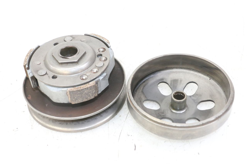 photo de KUPPLUNG GOES WIKI 125 (2010 - 2015) - Details der Befestigungspunkte