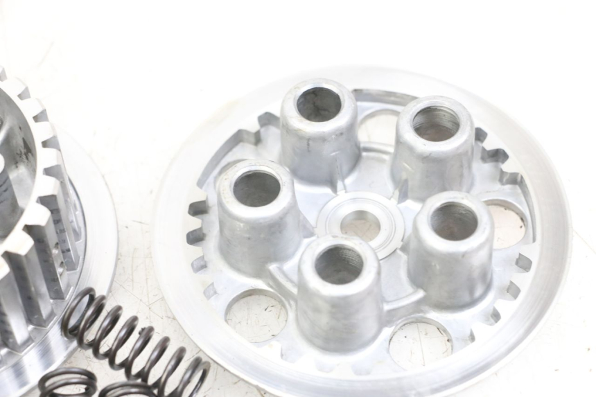 photo de KUPPLUNG SUZUKI GSX E 250 (1982 - 1983) - Hochauflösende Nahaufnahme