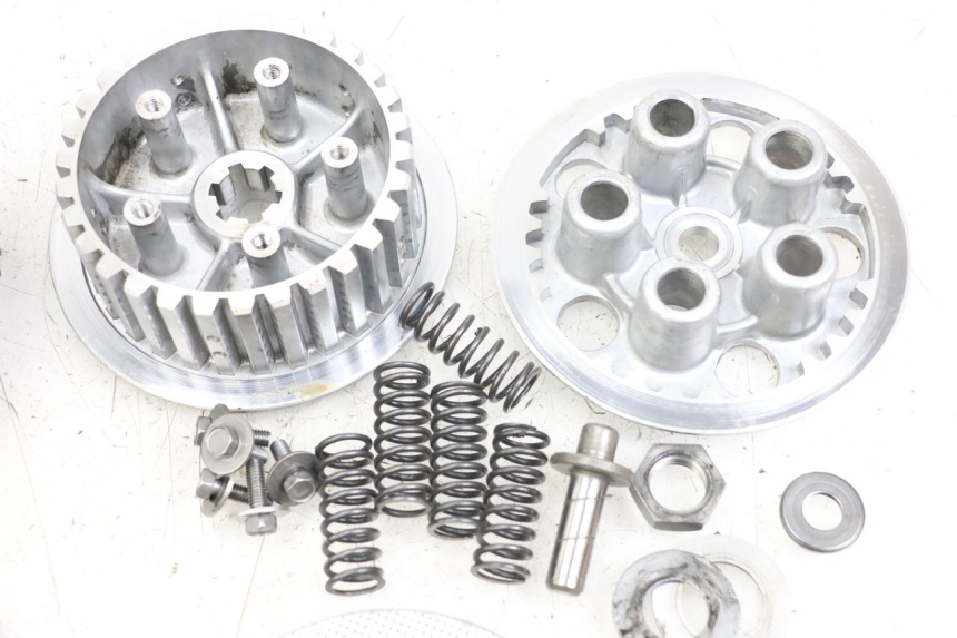 photo de KUPPLUNG SUZUKI GSX E 250 (1982 - 1983) - Qualität der Gebrauchtware