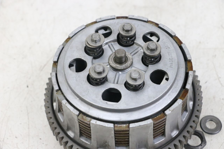 photo de KUPPLUNG SUZUKI GSX E 250 (1982 - 1983) - Zoom auf Gebrauchszustand