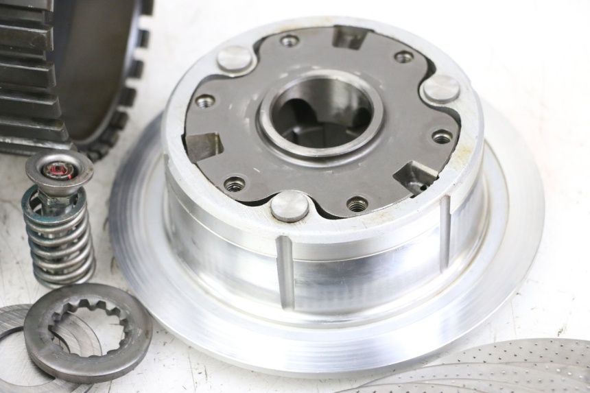 photo de KUPPLUNG KAWASAKI GTR 1000 (1994 - 2004) - Ergänzendes Produktfoto