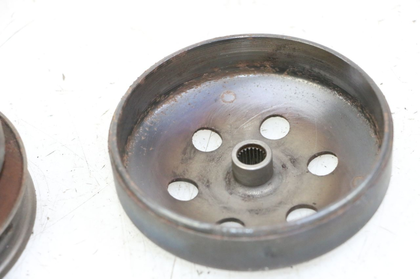 photo de KUPPLUNG PEUGEOT KISBEE 2T 50 (2010 - 2017) - Zoom auf Gebrauchszustand