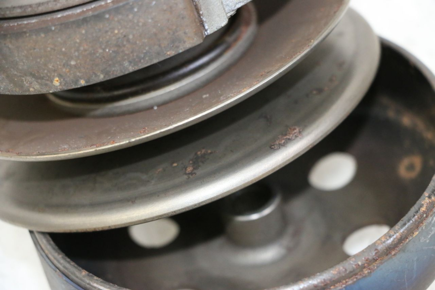 photo de KUPPLUNG PEUGEOT KISBEE 2T 50 (2010 - 2017) - Details der Befestigungspunkte