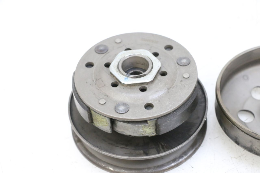 photo de KUPPLUNG PEUGEOT KISBEE 4T 50 (2010 - 2017) - Alternative Perspektive