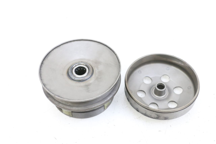 photo de KUPPLUNG PEUGEOT KISBEE 4T 50 (2010 - 2017) - Details der Befestigungspunkte