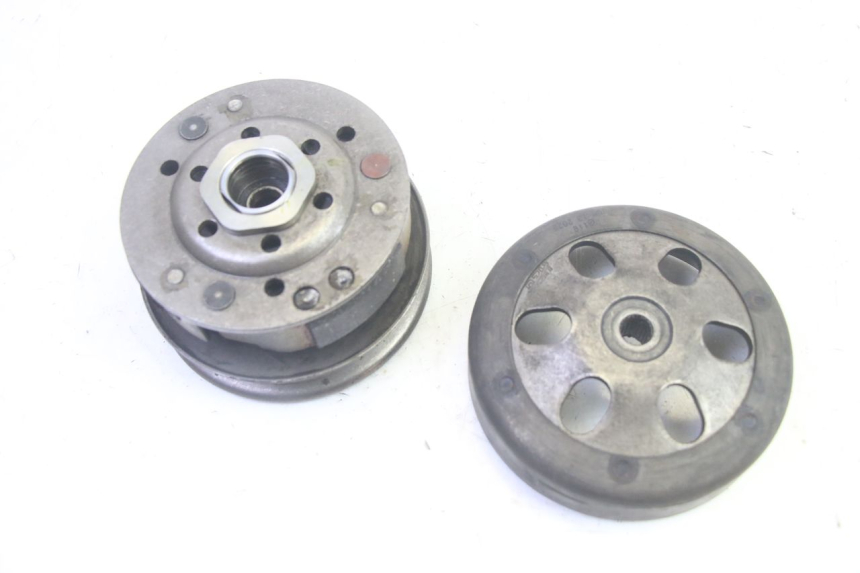 photo de KUPPLUNG PEUGEOT KISBEE 4T 50 (2018 - 2022) - Technische Nahaufnahme