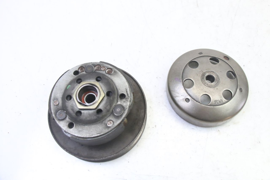 photo de KUPPLUNG PIAGGIO LIBERTY 4T 50 (2009 - 2015) - Technische Nahaufnahme