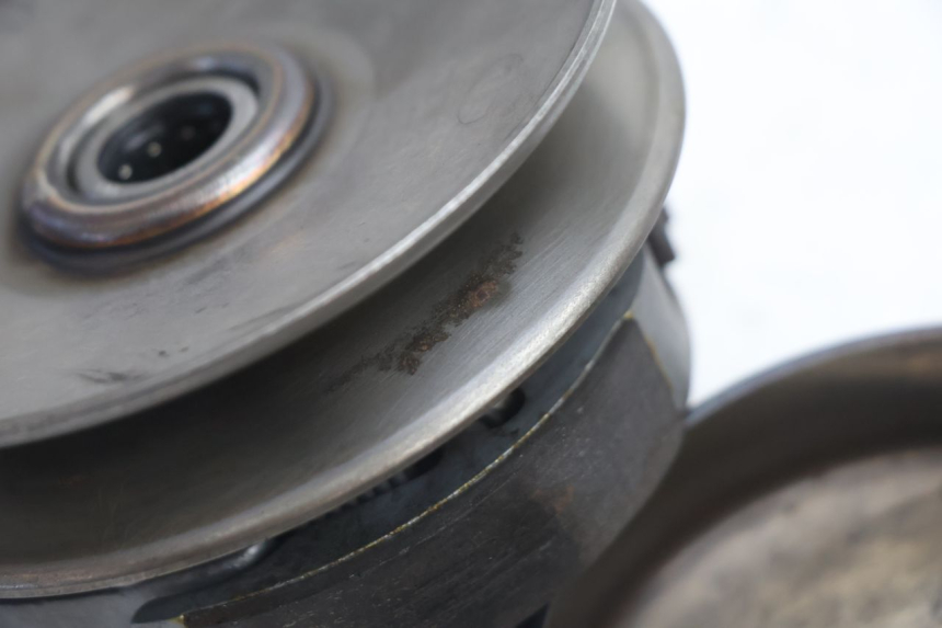 photo de KUPPLUNG PEUGEOT LUDIX ONE 14P 50 (2004 - 2013) - Details der Befestigungspunkte