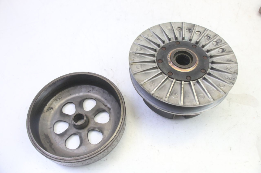 photo de KUPPLUNG PIAGGIO MP3 500 (2011 - 2015) - Details der Befestigungspunkte