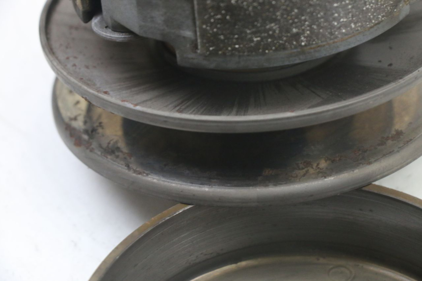 photo de KUPPLUNG MBK MW TRYPTIK 125 (2014 - 2016) - Details der Befestigungspunkte