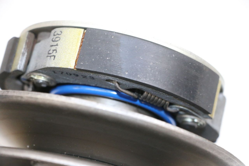 photo de KUPPLUNG PIAGGIO NEW TYPHOON 50 (2018 - 2021) - Details der Befestigungspunkte