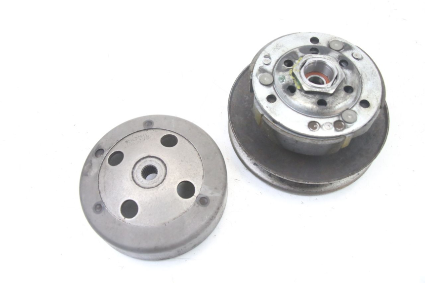 photo de KUPPLUNG PIAGGIO ZIP 4T 50 (2018 - 2020) - Details der Befestigungspunkte