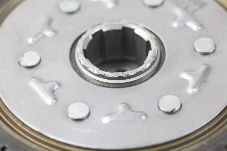 photo de KUPPLUNG YCF R-START 125 - Zoom auf Gebrauchszustand