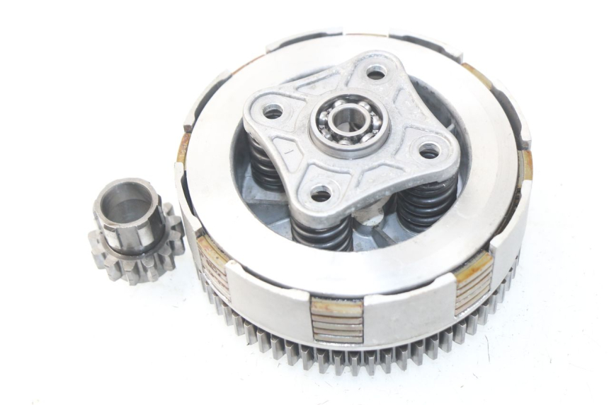 photo de KUPPLUNG YCF R-START 125 - Technische Nahaufnahme