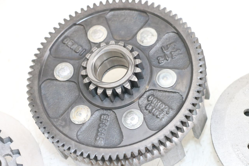 photo de KUPPLUNG APRILIA RS 50 (2006 - 2010) - Kennzeichnungen und Originalreferenzen