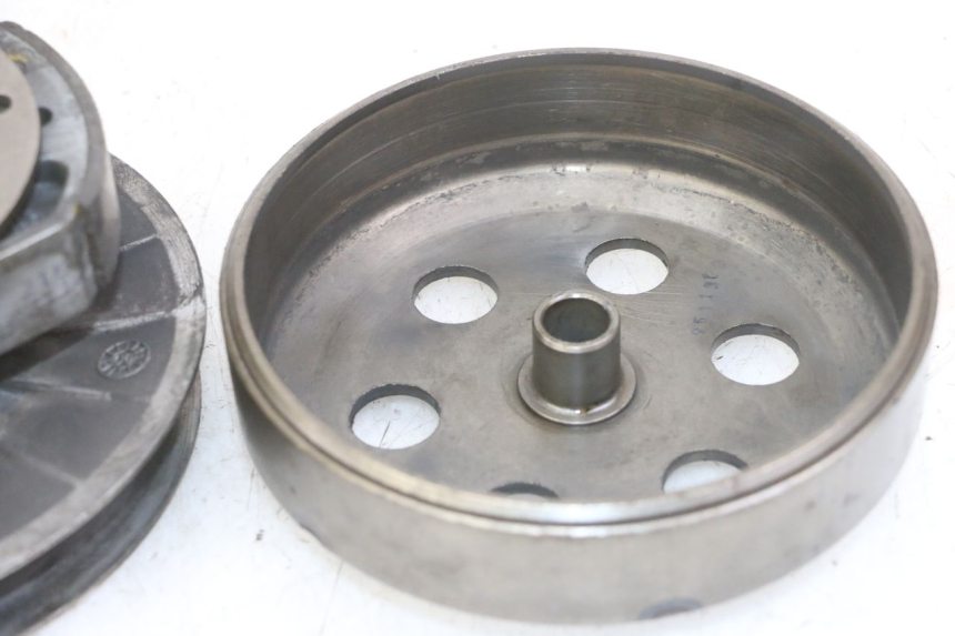 photo de KUPPLUNG PEUGEOT SATELIS COMPRESSOR K15 125 (2006 - 2009) - Alternative Perspektive