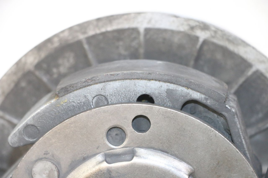 photo de KUPPLUNG PEUGEOT SATELIS COMPRESSOR K15 125 (2006 - 2009) - Oberflächenzustand und Material