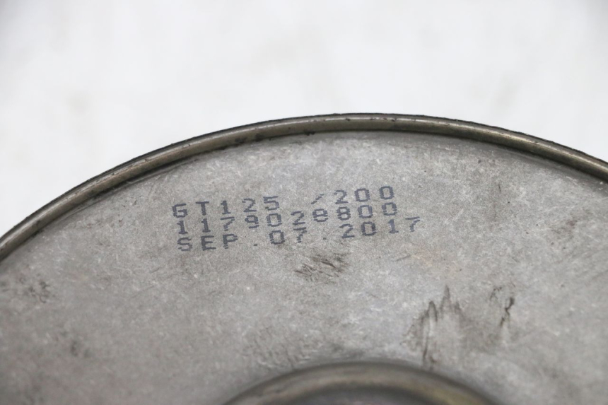 photo de KUPPLUNG PEUGEOT SATELIS 125 (2013 - 2018) - Technische Nahaufnahme