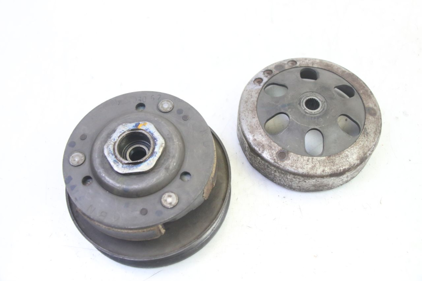 photo de KUPPLUNG HONDA SCV LEAD 100 (2003 - 2007) - Technische Nahaufnahme